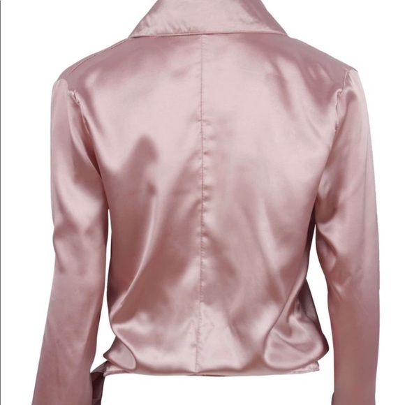 Pink blouse - Picture 3 of 3